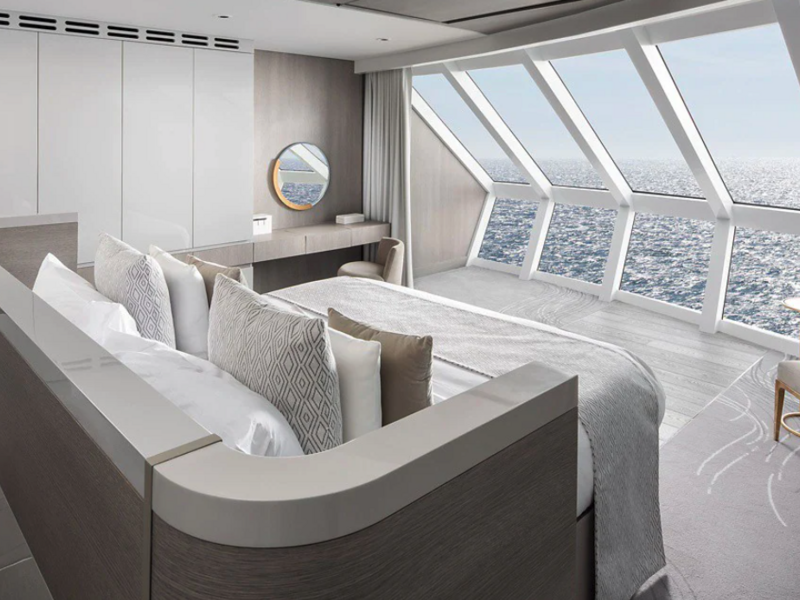 Iconic Suite